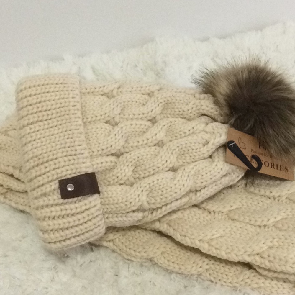 Insulated Cable Knit Hat and Scarf Set